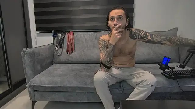 Freechat Kinkychaos on StripChat