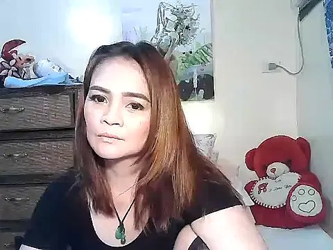 Kisses-13 on StripChat 