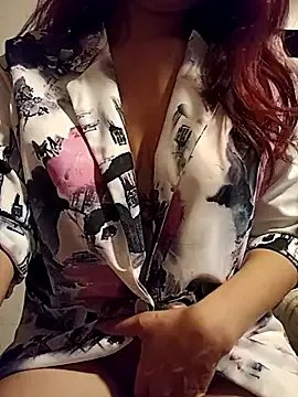 Freechat KITTEN-10 on StripChat