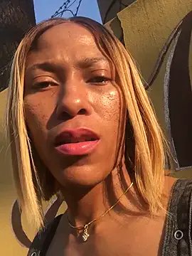 Freechat Kylie_Hairy_Bbc on StripChat