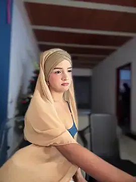 Freechat lalilamassu1 on StripChat