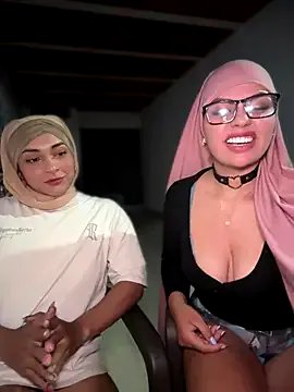 Freechat lalilamassu1 on StripChat