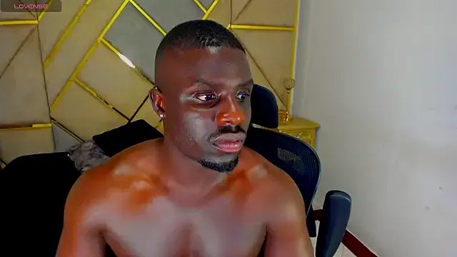 Freechat Latrellx7 on StripChat