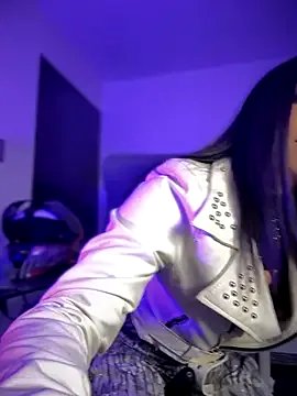 Freechat Laura-Khalifa on StripChat