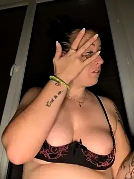 Freechat Lindsay_00off on StripChat