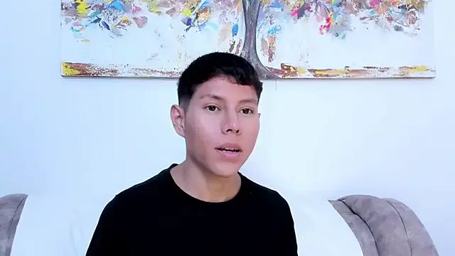 Little_liam on StripChat 