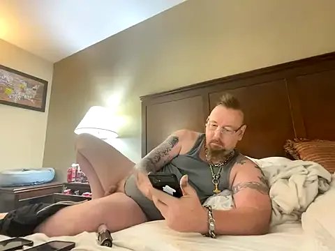 Littledick007007 on StripChat 