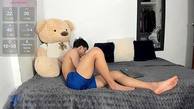 Freechat LittleParker on StripChat