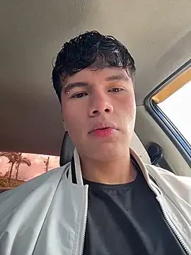 Freechat Logan_smith1 on StripChat