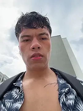 Freechat Logan_smith1 on StripChat