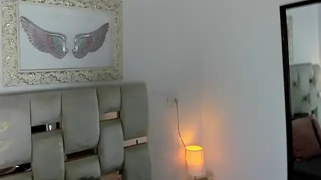 Lola_Blondie on StripChat 