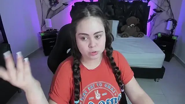 LolaVillalobos on StripChat 