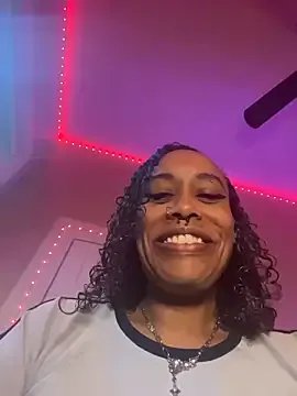 Freechat loveluna8 on StripChat