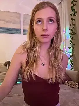 Private LunaRase on StripChat