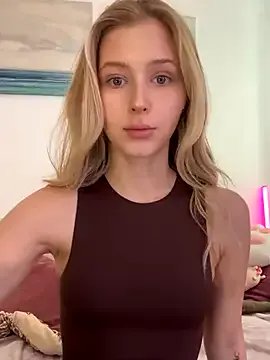 Private LunaRase on StripChat