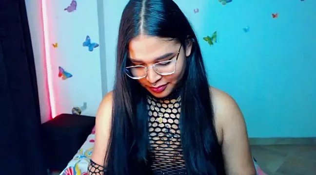 Freechat mabellfox on StripChat