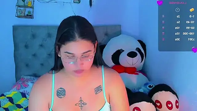 Freechat mabellfox on StripChat