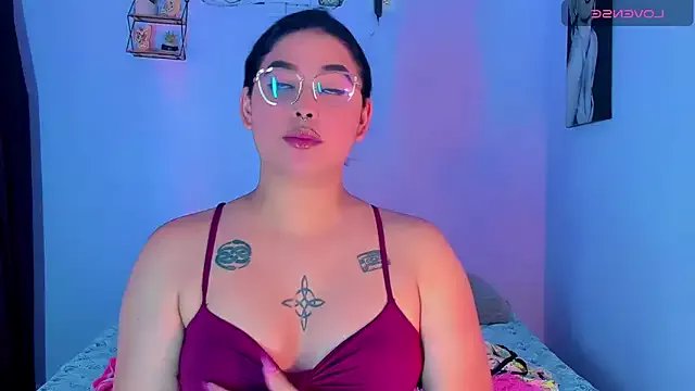 Freechat mabellfox on StripChat