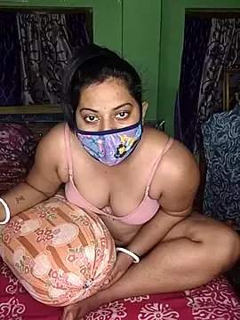 Group MAGGO-11 on StripChat