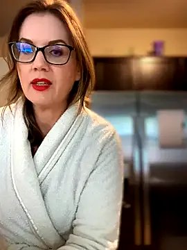 Freechat MaiseKnox on StripChat