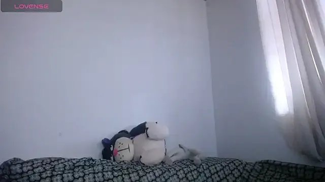 Freechat mariecam420 on StripChat