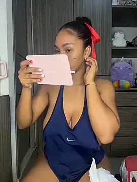 Freechat Mia_sweet80 on StripChat