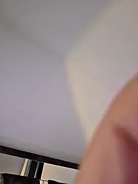 Freechat miafresa_hot on StripChat