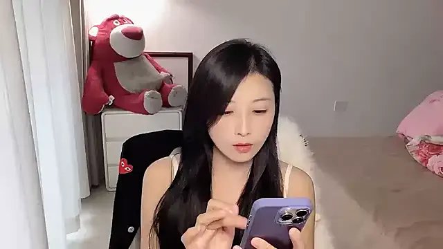 Freechat Mien-MM on StripChat