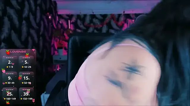 Freechat Mira_Fyre on StripChat