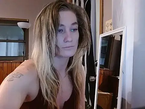 Freechat missymilf on StripChat