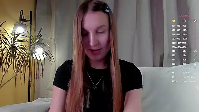 NanaMertins on StripChat 