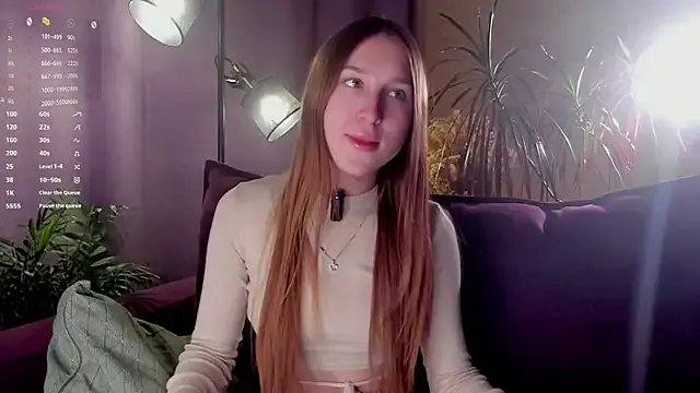 NanaMertins on StripChat 