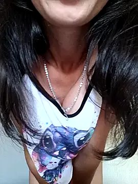 Freechat Nandasant09 on StripChat