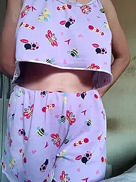 Freechat Nandasant09 on StripChat