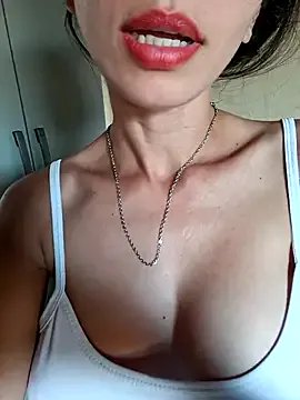 Freechat Nandasant09 on StripChat