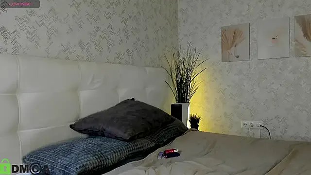 Freechat Nicole_Charm on StripChat