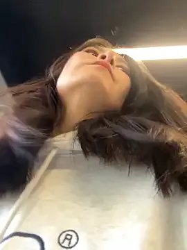 Freechat Ninazhang on StripChat