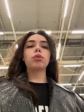 Freechat pantyless on StripChat