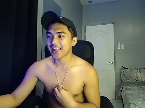 Freechat pinoyAdrianneXXX on StripChat