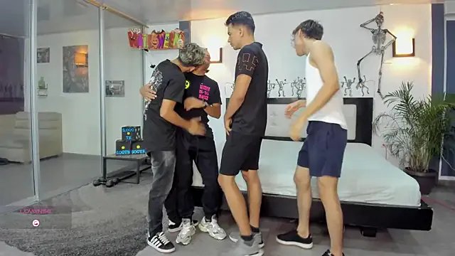 Freechat Playhardsexx on StripChat