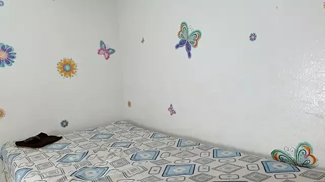 Freechat prinsesbrowvagina on StripChat