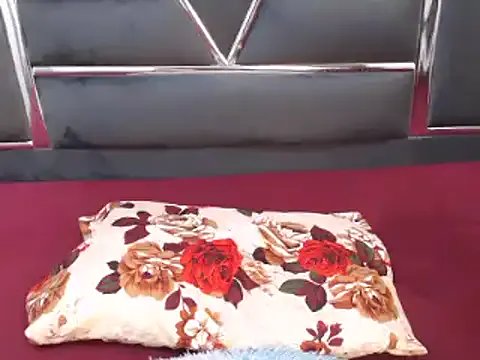 Freechat roseendoo1 on StripChat