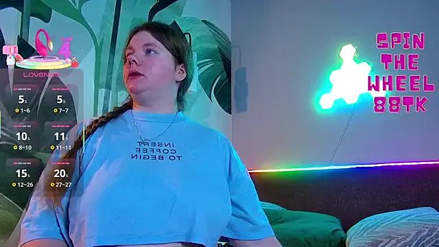 Freechat RubyValen on StripChat