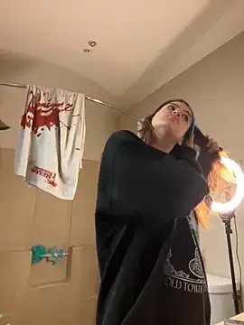 Freechat SafeinouterSpace on StripChat