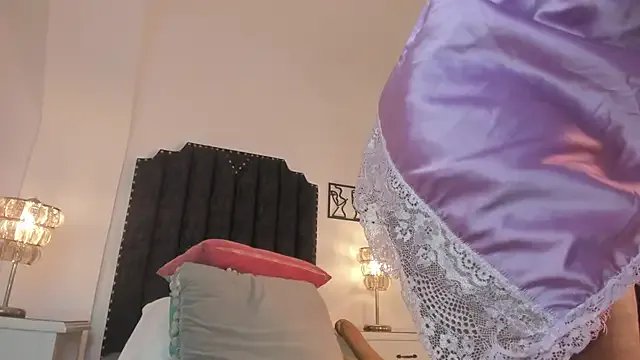 Freechat SamanthaBrown69 on StripChat