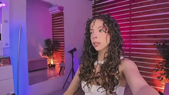 Freechat Sapphire_Venuss on StripChat