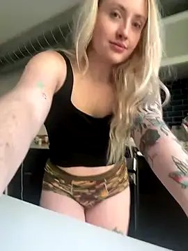 seeunexttuesday on StripChat 