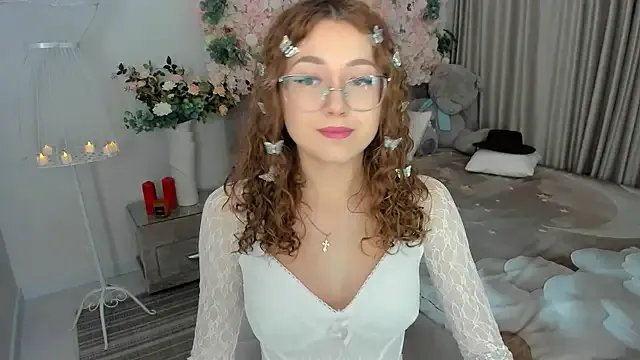 SereneFlame on StripChat 