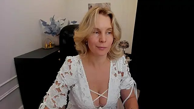 Freechat Sinty_Devis on StripChat