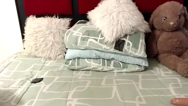 Freechat SlimRose24 on StripChat